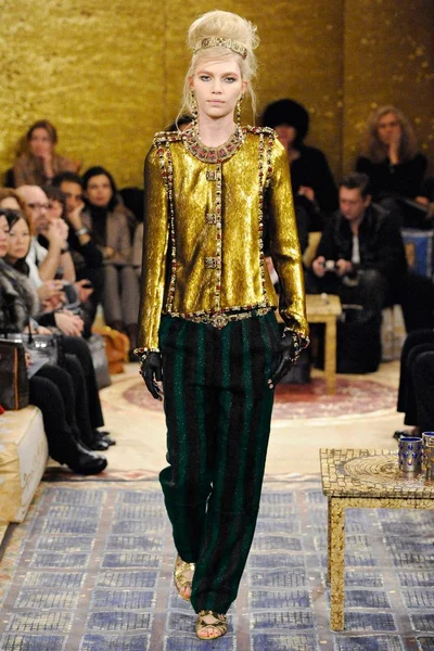 Look 42